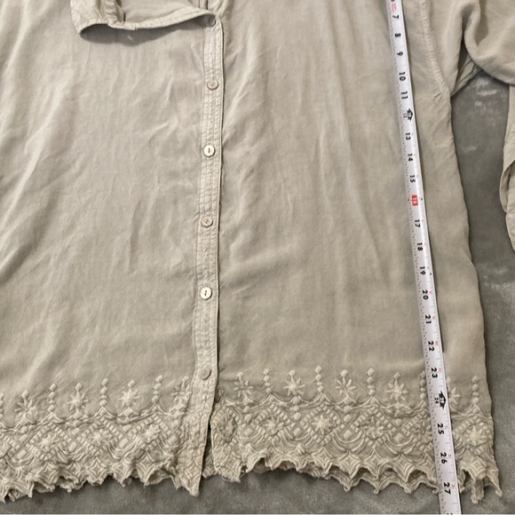 Solitaire Women’s blouse Elegant Gray embroidered 1x - Picture 10 of 16